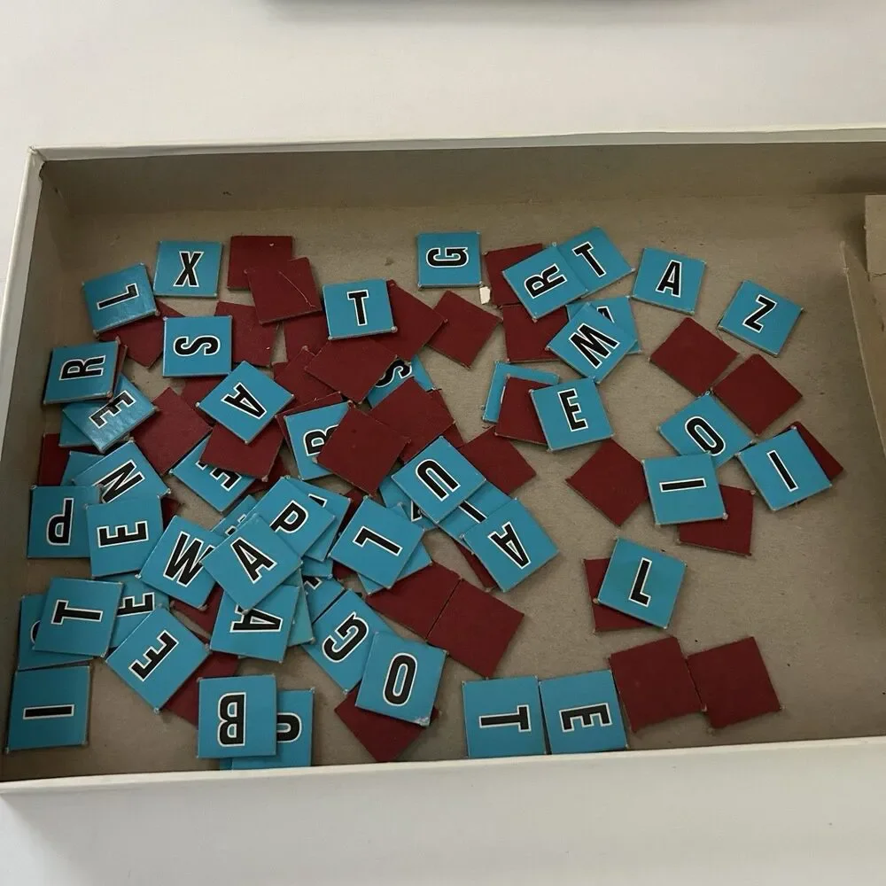 VINTAGE 1968 SCRABBLE FOR JUNIORS BOARD GAME Edition Three Crossword Game